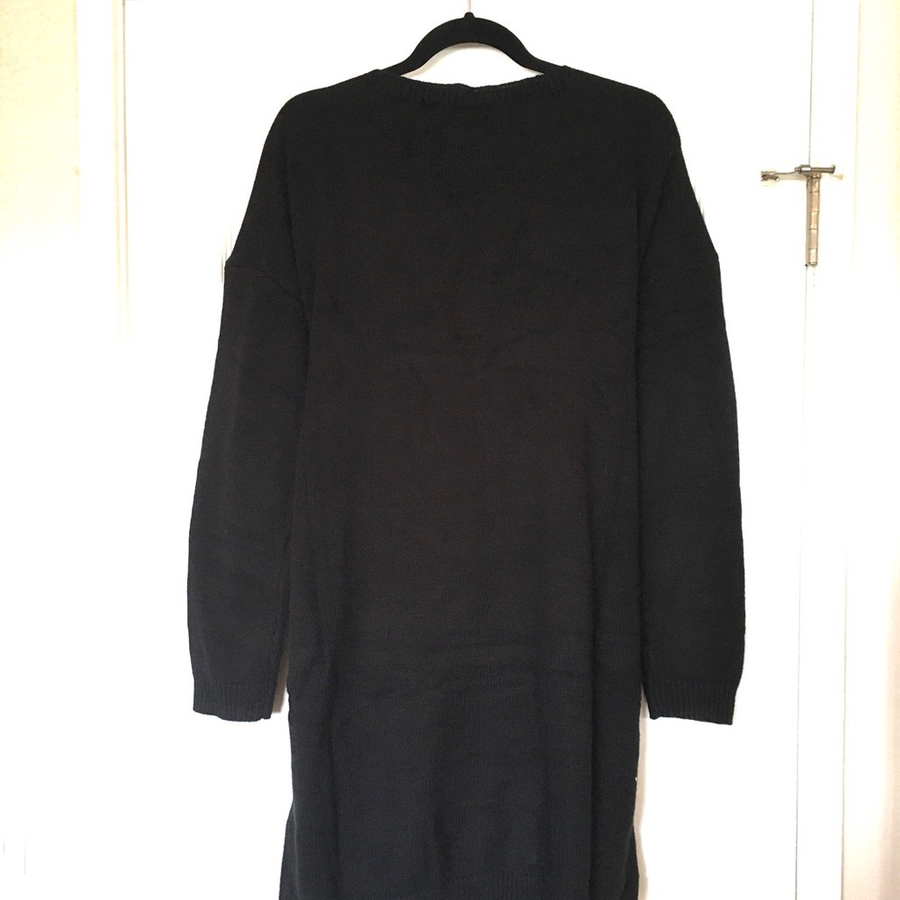 September & Co 2x Distressed Black Rocker Tunic - Picture 3 of 4